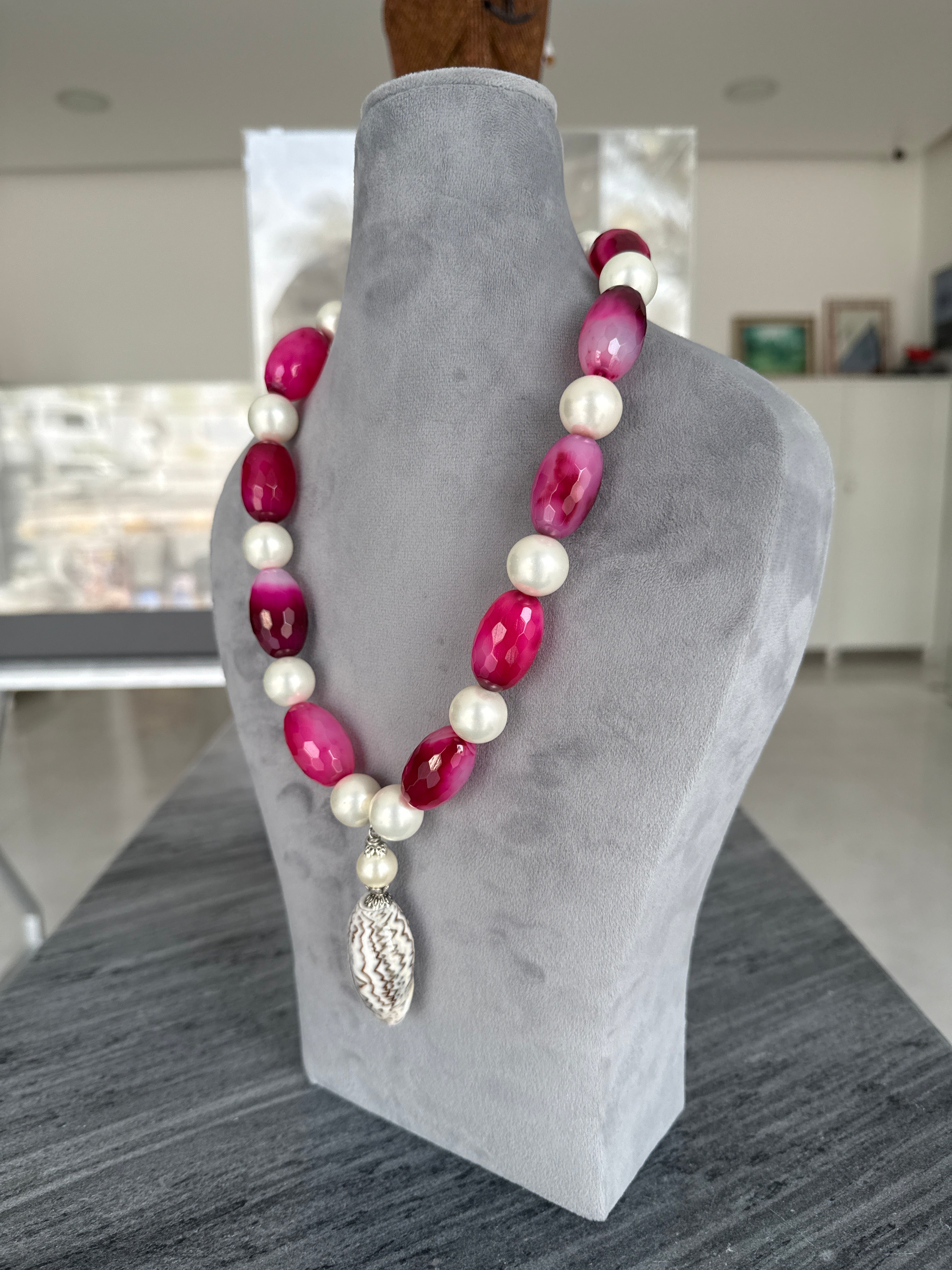 Mermaid Necklace, Rose