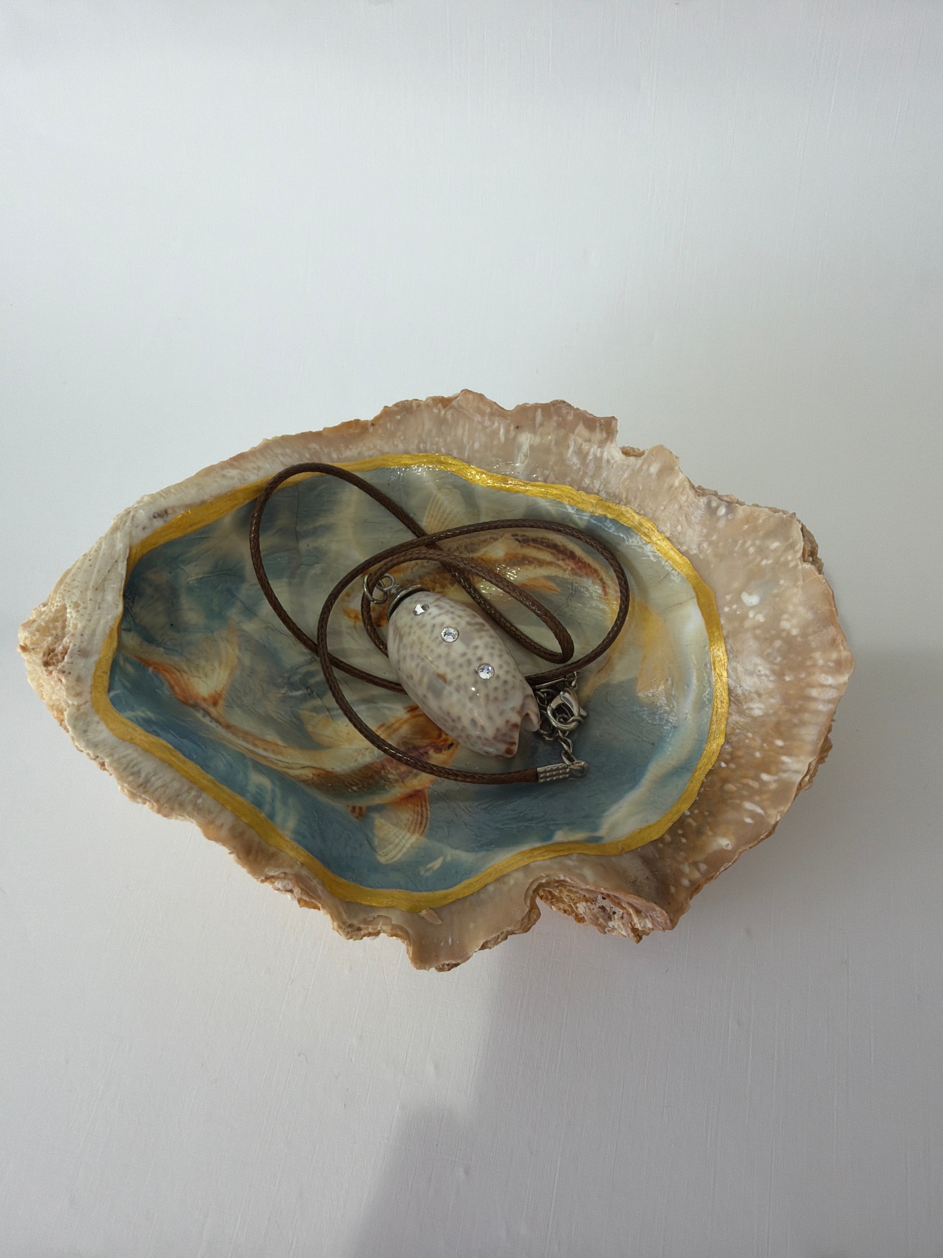 Oyster Art, jewelry tray shell trinket dish , 5.1”