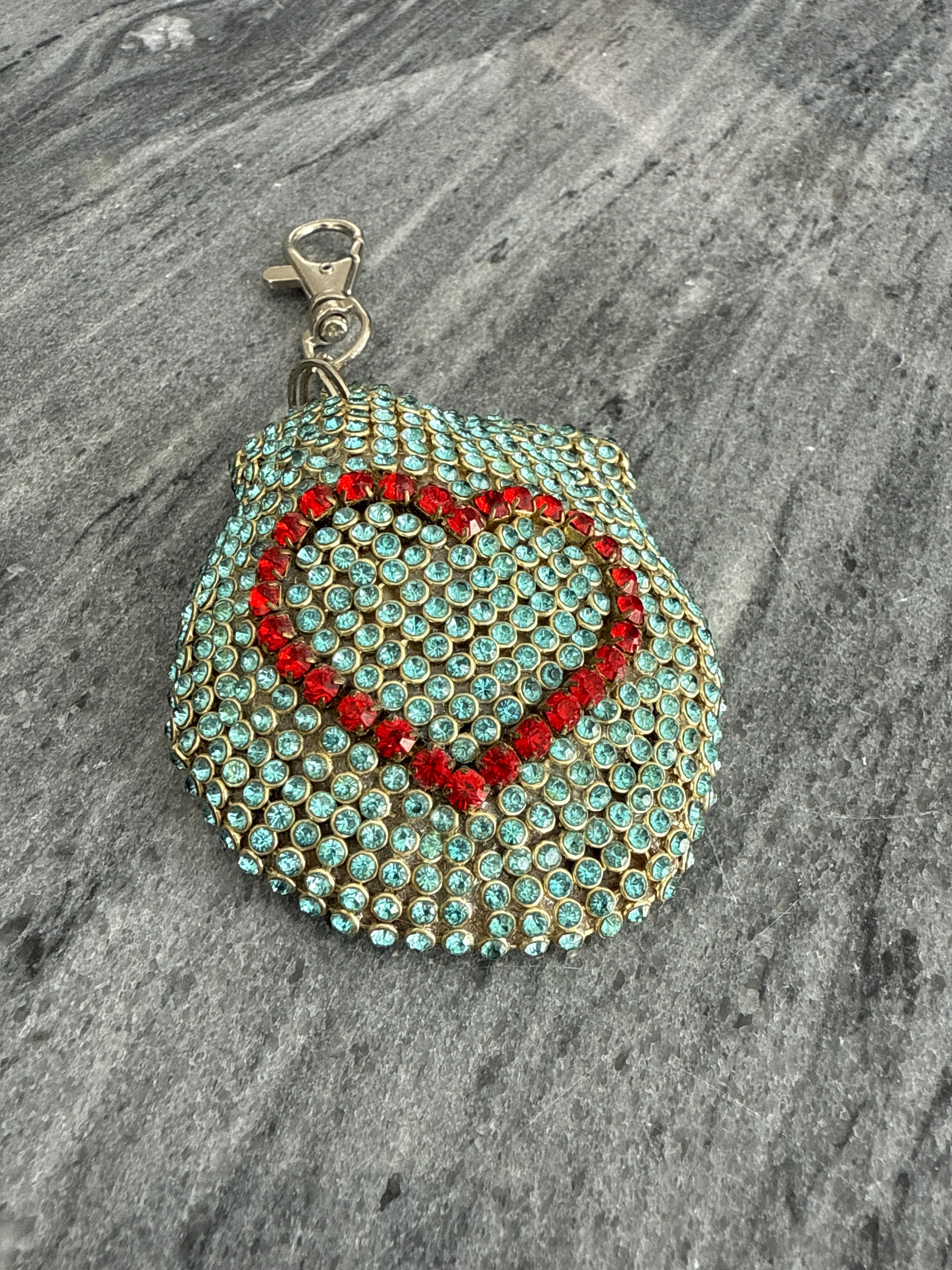 Jeweled Natural UAE oyster keychains ( keyring )