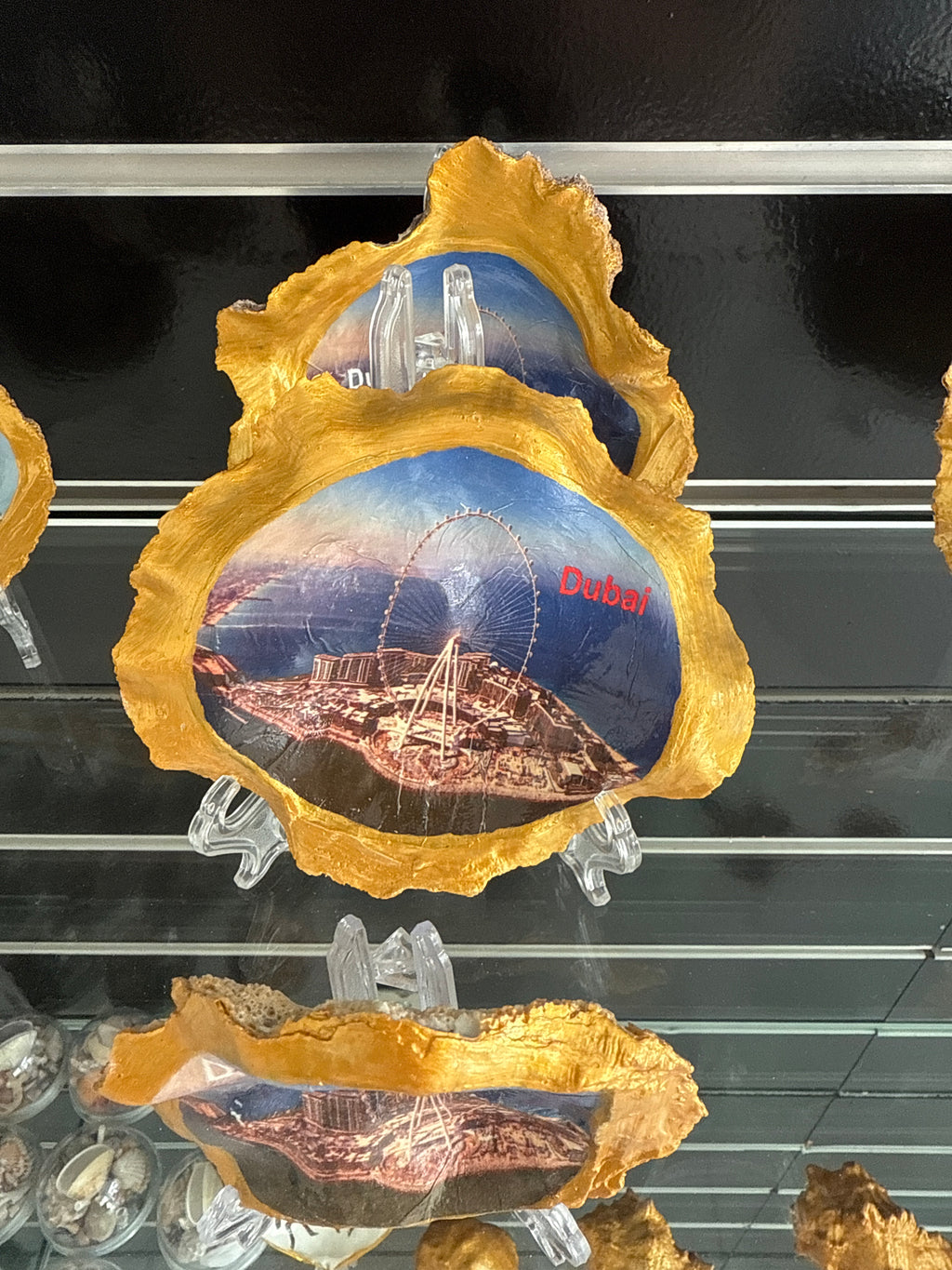 Blue Water Island, Oyster Art