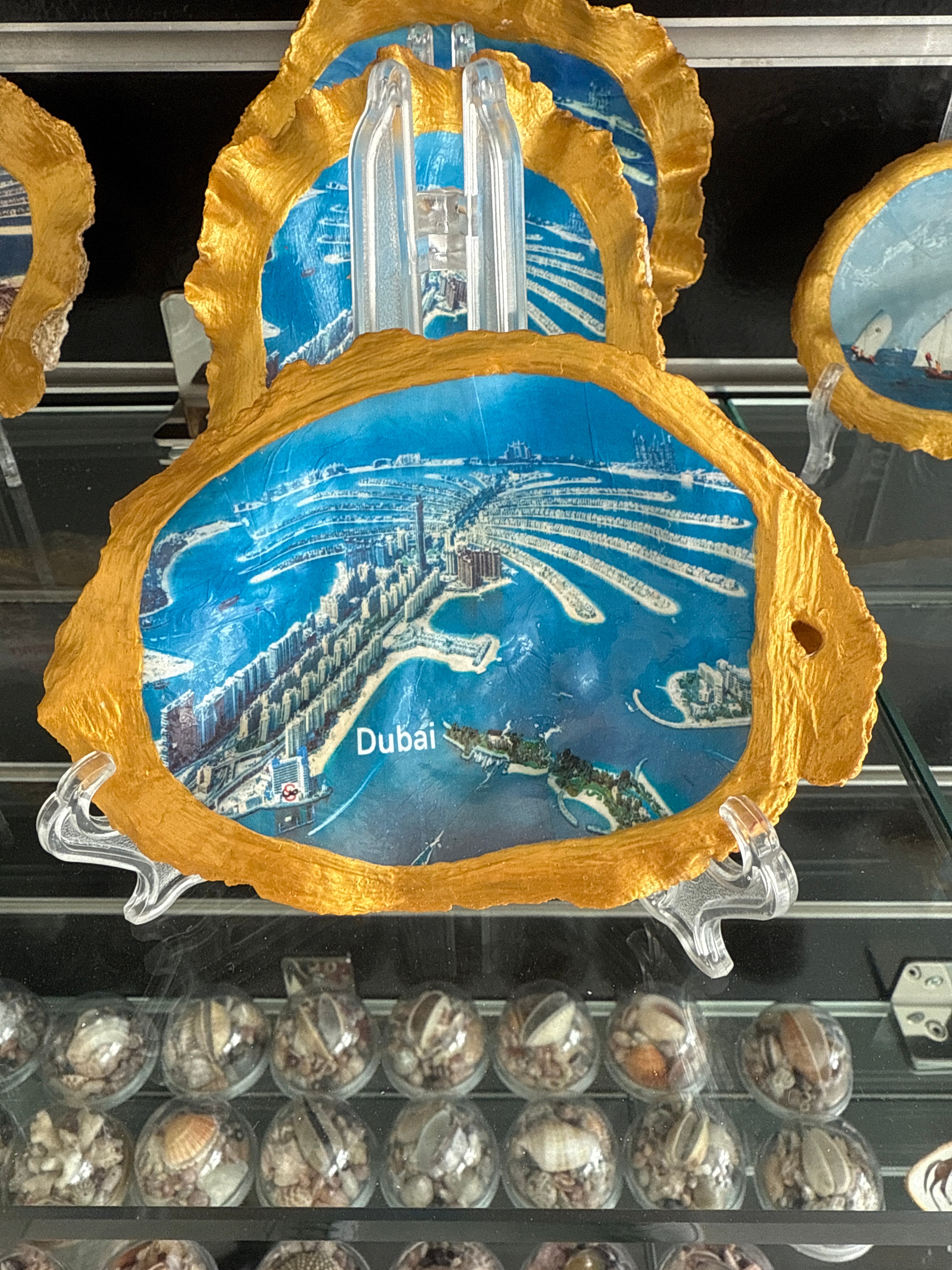 Golden Mile, Palm Jumeirah, Oyster Art