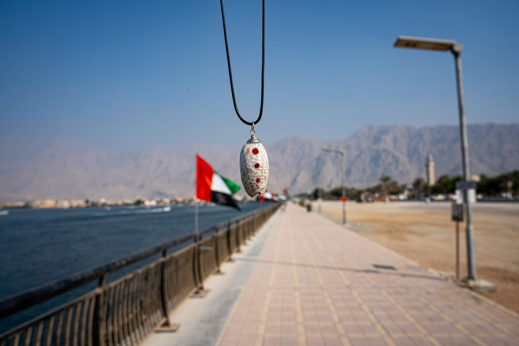 Jeweled Lucky Olive Necklace - Clear (RED)