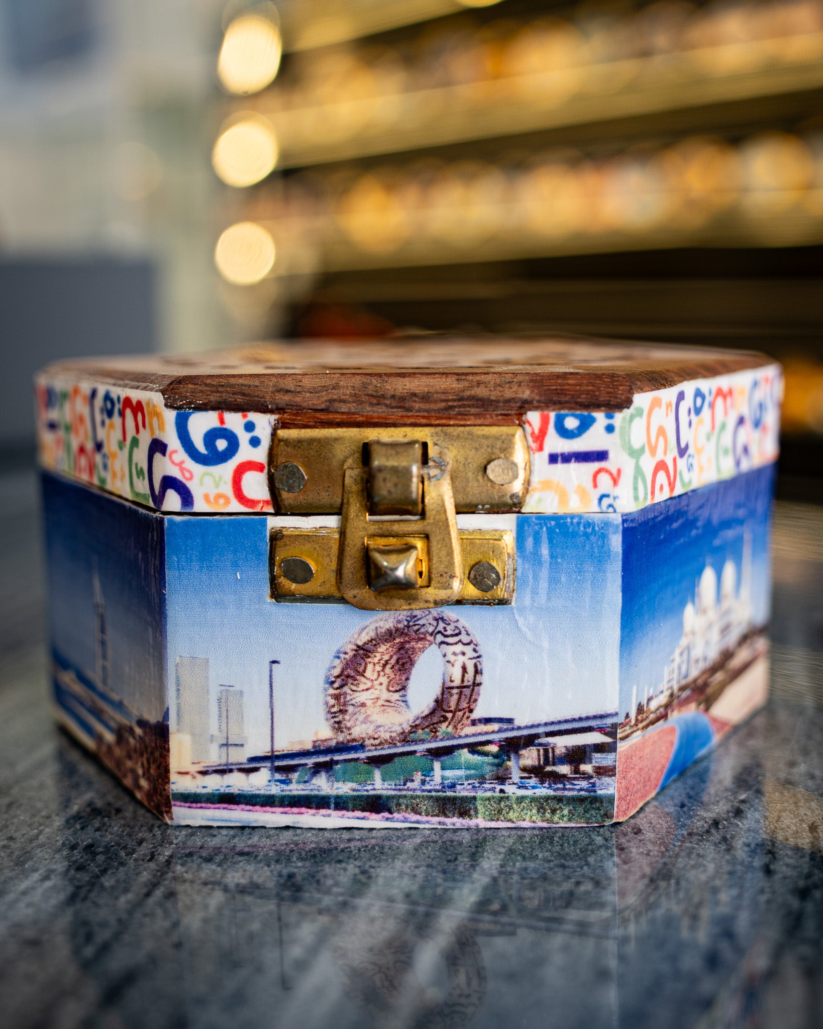 Classic incense burner, traditional box