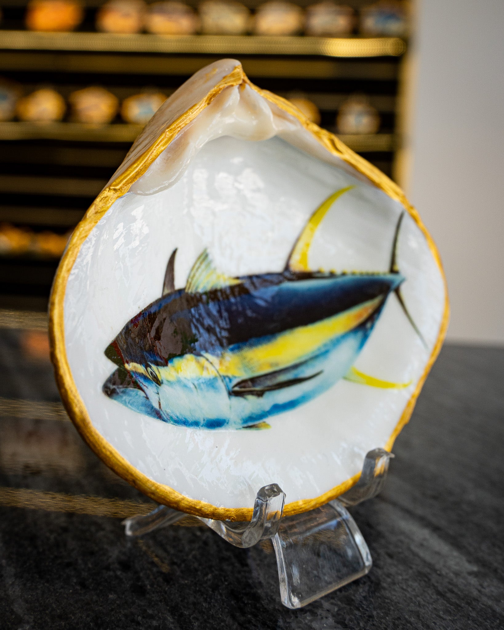 Half Clam Shell, Tuna Fish