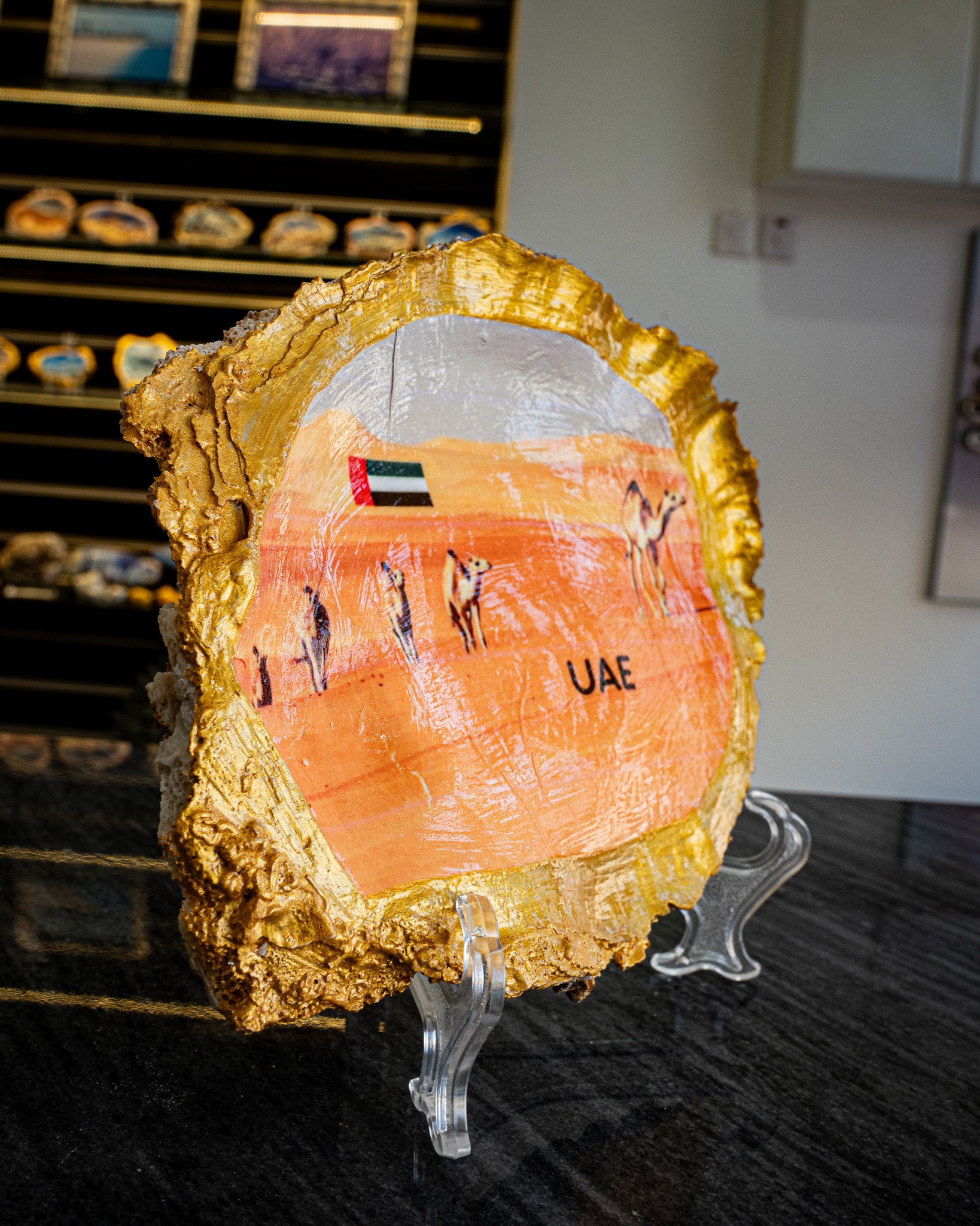 Oyster Art, Camels, 6.9"