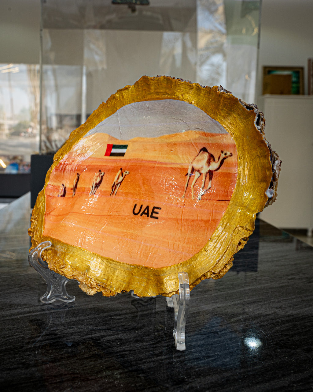 Oyster Art, Camels, 6.9"