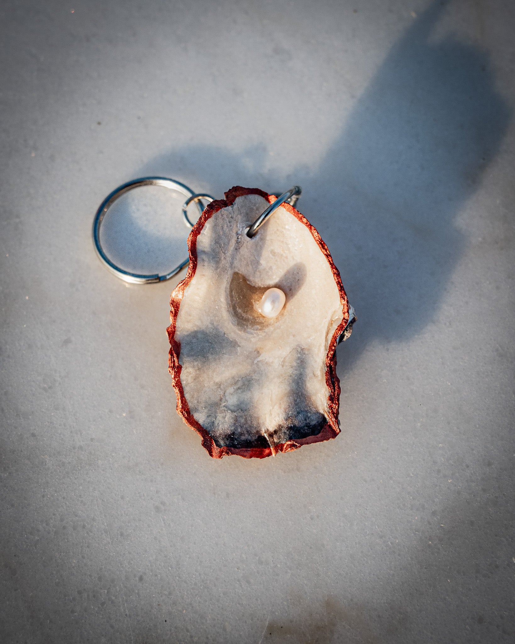 Natural UAE oyster keychains ( keyring )