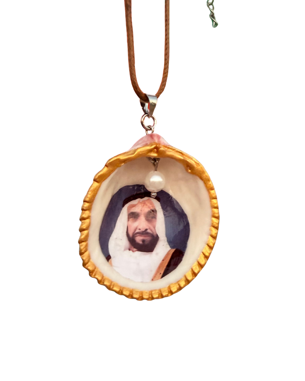 Hand Crafted UAE, Sheikh Zayed Shell Necklace